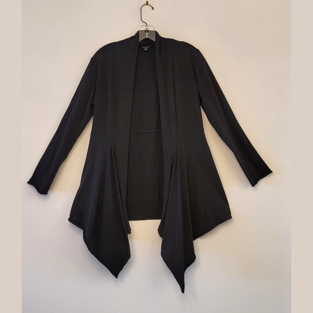 Fabulous black sweater. Figure friendly all seasons goes with everything